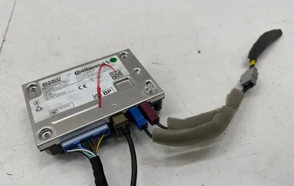 Nissan Leaf II (ZE1) Bluetooth control unit module 282755SN7A