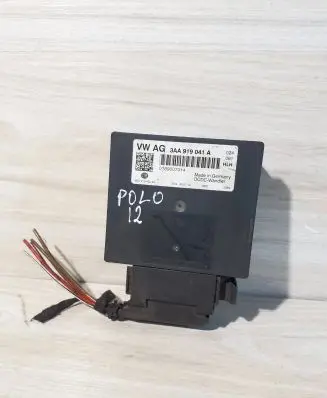 Volkswagen Polo V 6R Power management control unit 3AA919041A 0169007014 8ES01045220