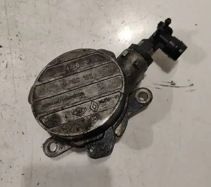 Renault Laguna II Vacuum pump 8200102535