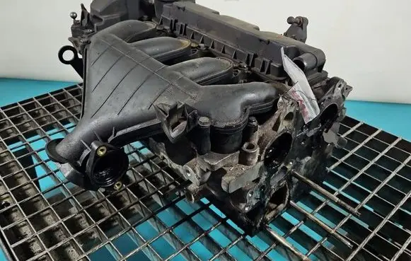 Ford C-MAX I Engine head 9641752610 IMPRK1537980