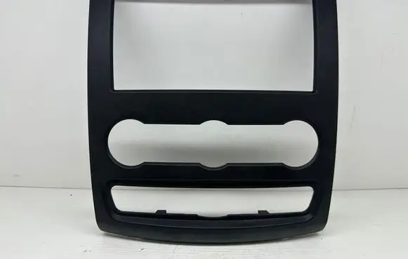 Mercedes-Benz Sprinter W906 Radio/GPS head unit trim A9066800017
