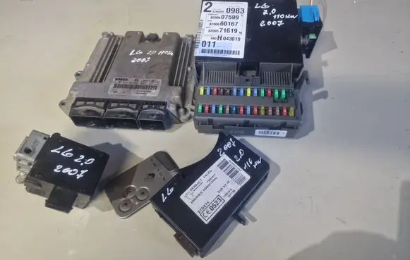Renault Laguna II Engine ECU kit and lock set 8200560320 0281012659 8200607599