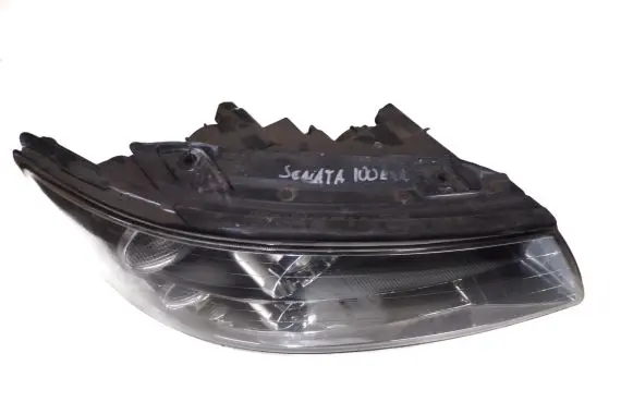 Hyundai Sonata Headlight/headlamp