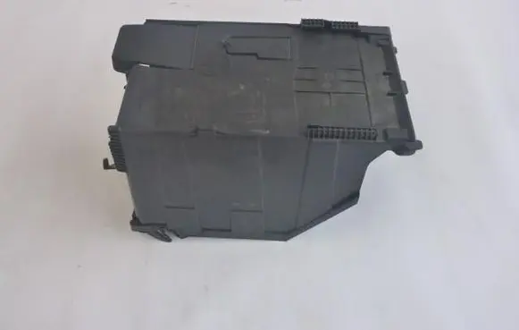 Peugeot 308 Battery box tray 9663615580