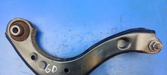 Toyota C-HR I Rear upper control arm/wishbone