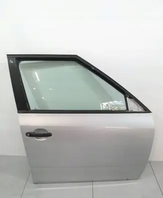 Skoda Fabia Mk2 (5J) Front door