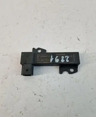 Ford Puma Aerial antenna amplifier DS7T15K603AA