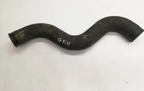 Intercooler hose/pipe