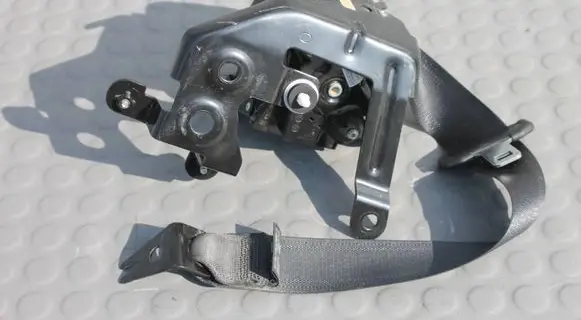 Mazda CX-30 Rear seatbelt PASPRAWYTYLCX30