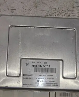 Porsche Macan (95B) Suspension control unit/module 95B907557
