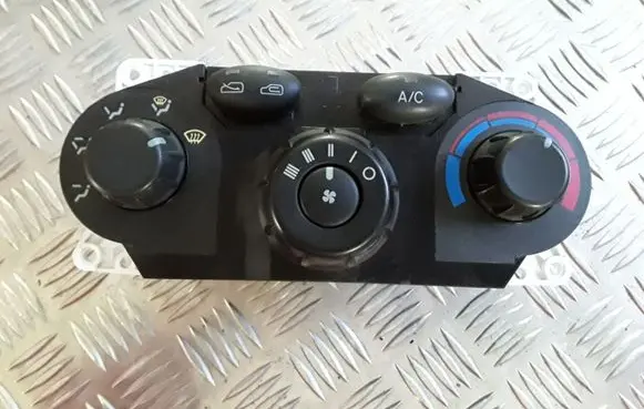 Hyundai Santa Fe Climate control unit 9725026XXX