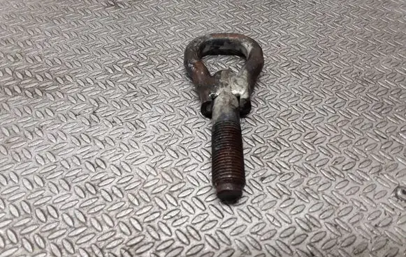 Daihatsu Cuore Towing hook eye