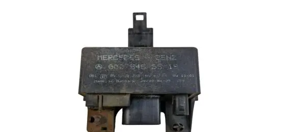 Mercedes-Benz Sprinter W906 Glow plug pre-heat relay 0005453516 899009000
