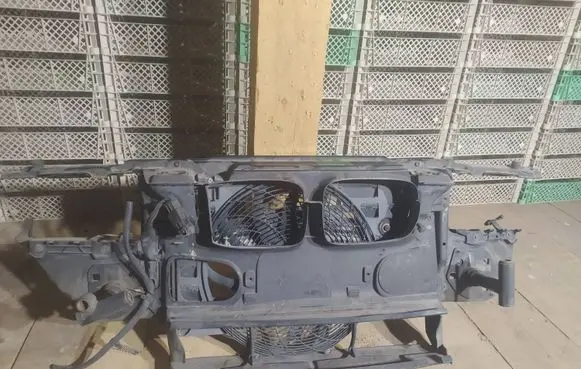 BMW 5 E39 Front piece kit 6921397