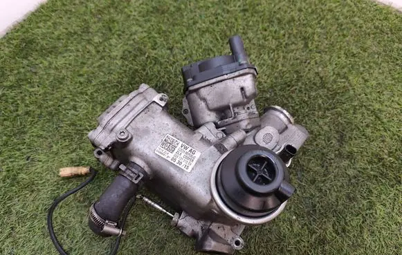 Audi A6 Allroad C7 EGR valve cooler 059131515EH 515ZL6 0486551
