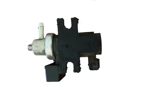 Volvo XC90 Turbo solenoid valve 30637251