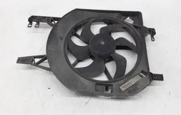 Opel Vivaro Electric radiator cooling fan 8200151874E 91168027