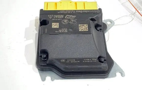 Mercedes-Benz GLE W167 Airbag deployment crash/impact sensor A1679005835