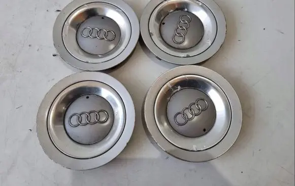 Audi A6 S6 C5 4B Original wheel cap