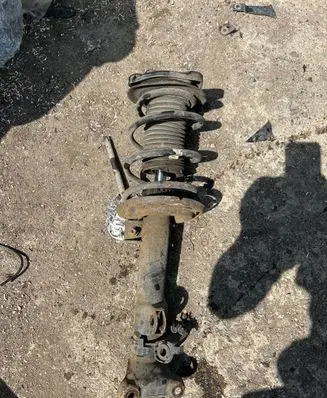 Mercedes-Benz C W204 Front shock absorber/damper A2043201273