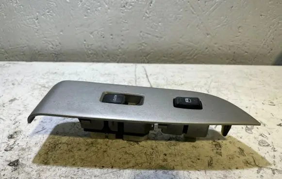 Lexus RX 330 - 350 - 400H Electric window control switch 84030 18071
