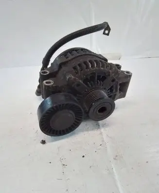 BMW 1 E82 E88 Generator/alternator 7550468