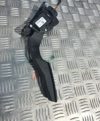 Jeep Cherokee Accelerator throttle pedal 53013868AC