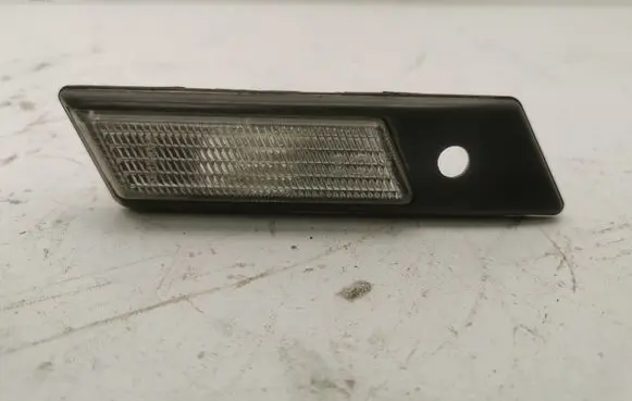 BMW 3 E36 Front fender indicator light