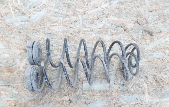 Renault Laguna II Rear coil spring