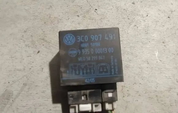 Volkswagen PASSAT CC Other control units/modules 3C0907491 058299042