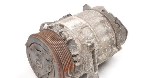 Renault Master III Air conditioning (A/C) compressor (pump) 8200848916C
