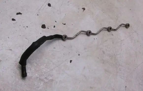 Mazda CX-3 Fuel line pipe GMAUTO4574097