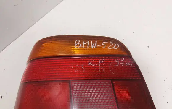 BMW 5 E39 Rear/tail lights 8358031 2NB00724001