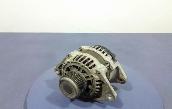 Opel Astra J Generator/alternator 13579662