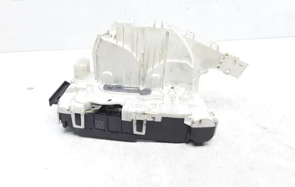 Mercedes-Benz C W204 Front door lock A0997200635