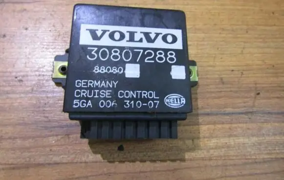 Volvo S40, V40 Cruise control unit/module 30807288 5ga00631007