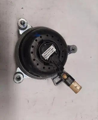 Audi A8 S8 D5 Engine mount vacuum valve 