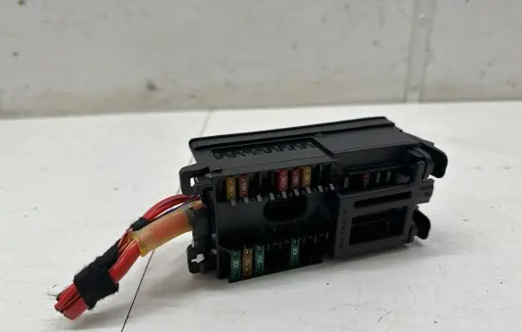 Mercedes-Benz C W206 Fuse module A2239060402