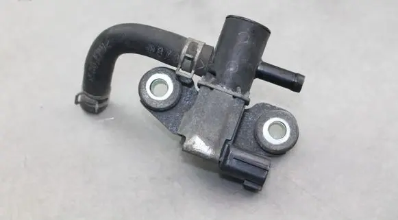 Nissan Murano Z51 other engine part K5T46696