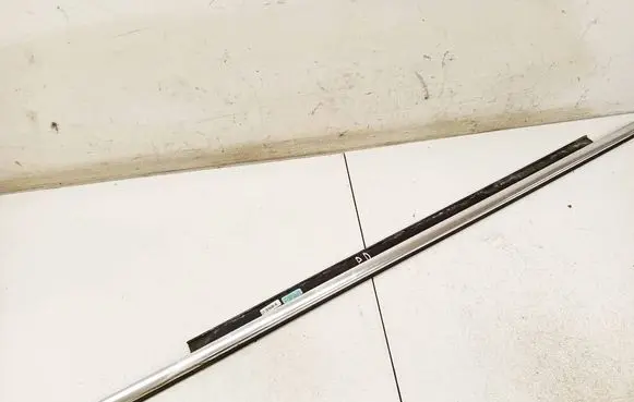 Audi A4 S4 B8 8K Front door glass trim molding 8K0853284J