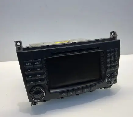 Mercedes-Benz C W203 Radio/CD/DVD/GPS head unit A2038701089 A2038270062 2038701089