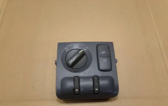 Volvo S40, V40 Light switch 30818135