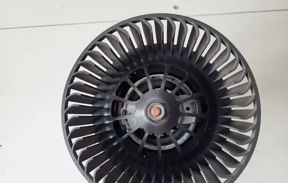 Ford C-MAX II Heater fan/blower AV6N18456BA