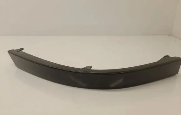 BMW 7 E65 E66 Rear/tail light trim molding 7155445