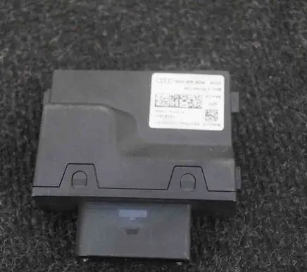 Audi A4 S4 B9 8W Fuel injection pump control unit/module 8W0906093A