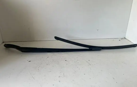 Audi A6 S6 C6 4F Front wiper blade arm 4F1955408