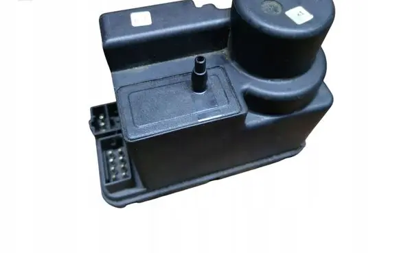 Mercedes-Benz C W202 Central locking vacuum pump 2028001948