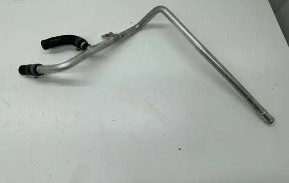 Audi Q7 4L Coolant pipe/hose 