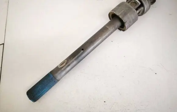 Volkswagen PASSAT B5 Steering column universal joint 