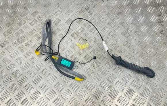 Renault Clio IV Aerial GPS antenna 282309093R